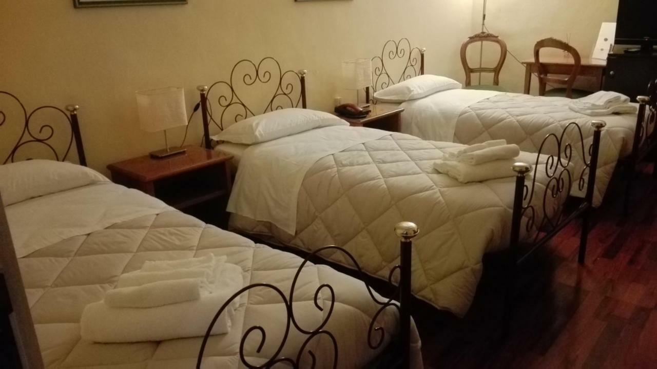 Hotel Camerlengo Corridonia Екстер'єр фото